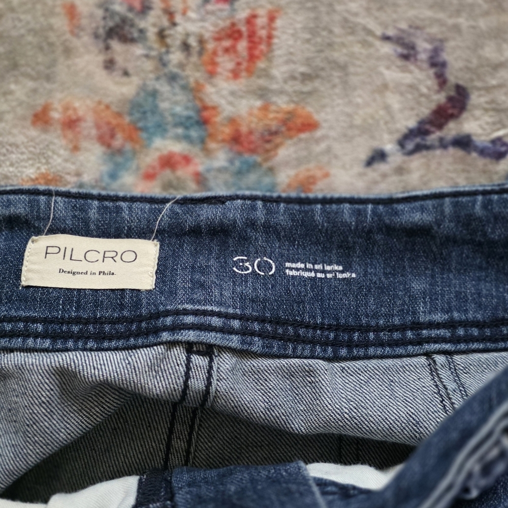 Pilcro Wide Leg trouser Jeans in Medium Blue Wash flattering fit - Picture 3 of 6